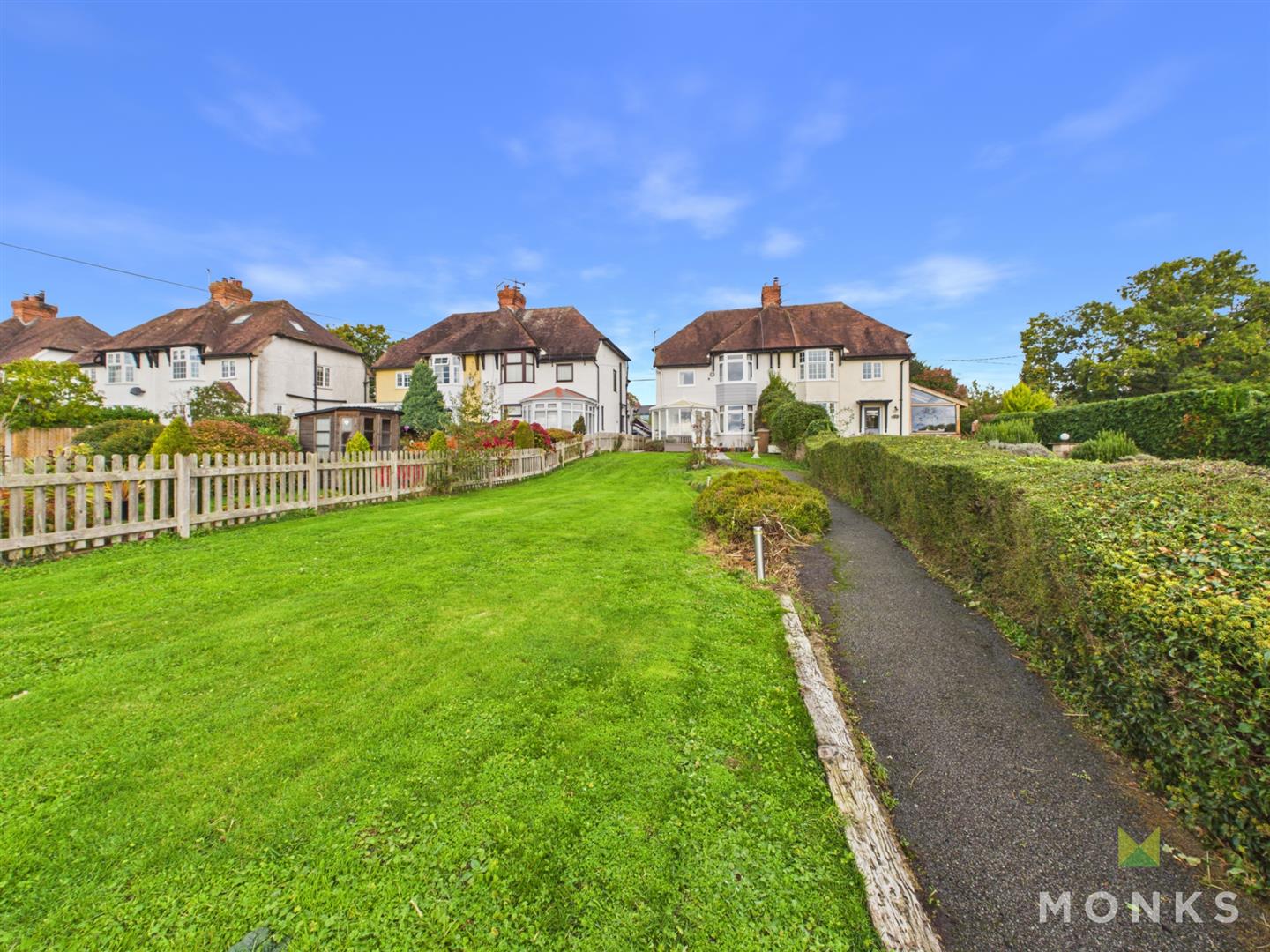 28 The Terraces, Oswestry, SY10 9NB For Sale